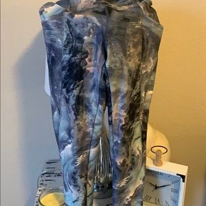 Watercolor leggings with pockets